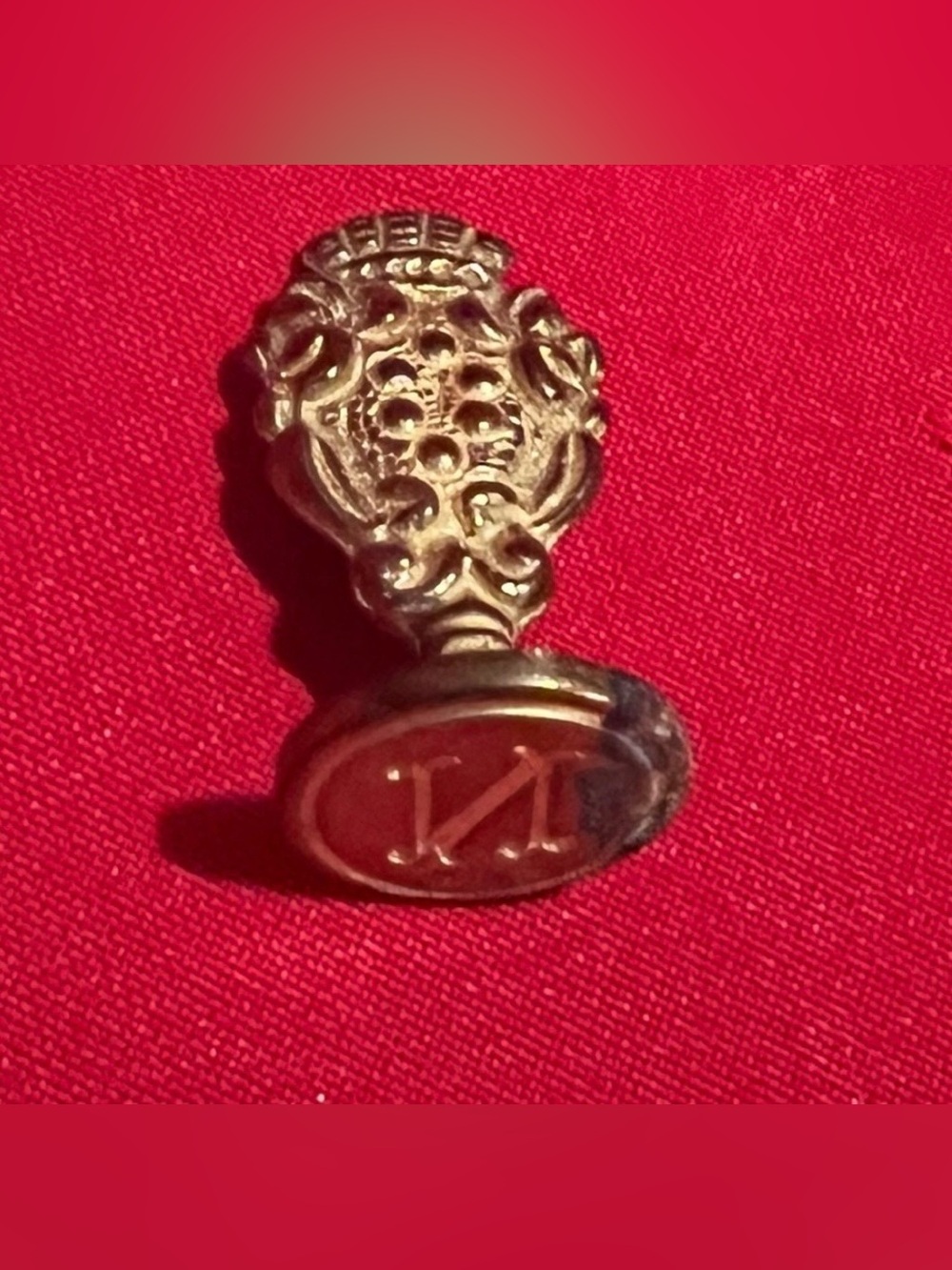 Antique-Style Gold Tone Signet Seal with 'N' Monogram